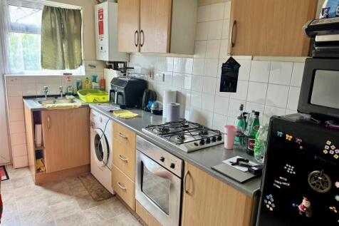 Kitchen - Flat.jpg