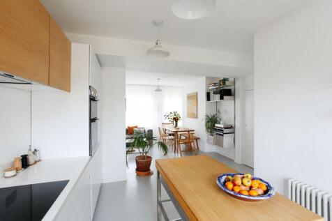Property Image 9