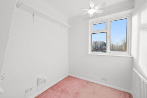 10 Chalmers Close Less than 3MB-14.jpg