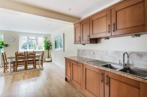 Kitchen to dining.jpg