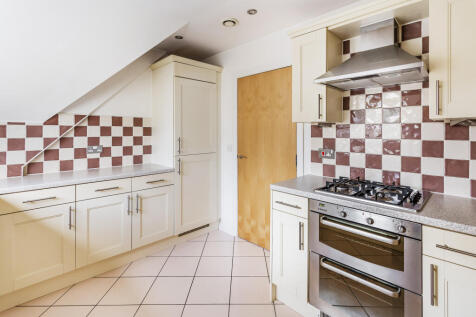 Kitchen 3.jpg