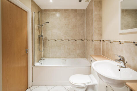 Bathroom.jpg