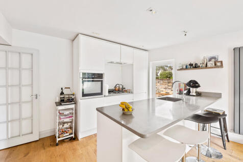 Flat 1, Stone Court Less than 3MB-5.jpg