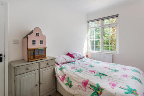 Bedroom 5.jpg