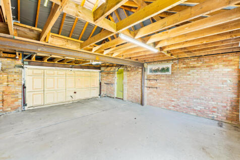 Garage.jpg
