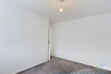 Bedroom 2 Pic 2