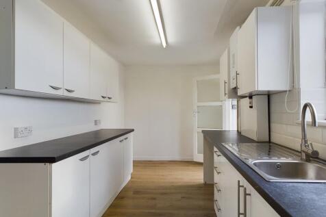 Kitchen pic 2