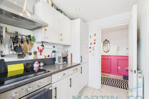 Kitchen Pic 2