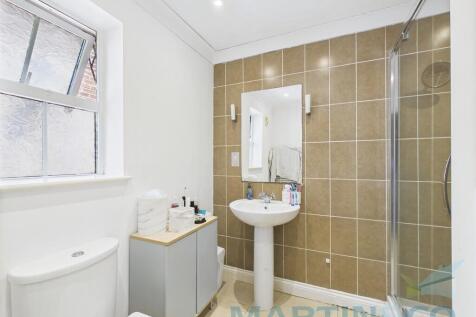 Bedroom 3 Ensuite...