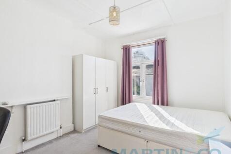 Bedroom 3 Pic 1