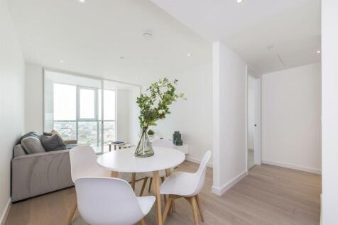 Dining Areahttps://login.vebraalto.com/# &amp; Kitchen