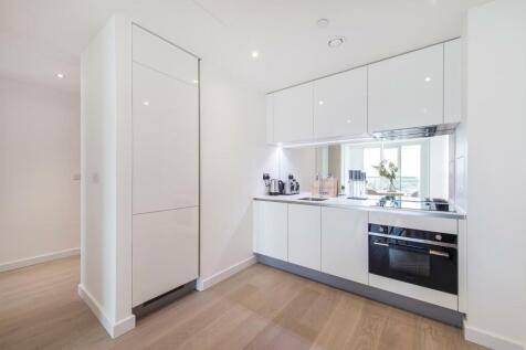 Kitchen (2).jpg