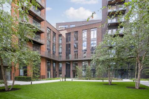 Exterior 2.jpg