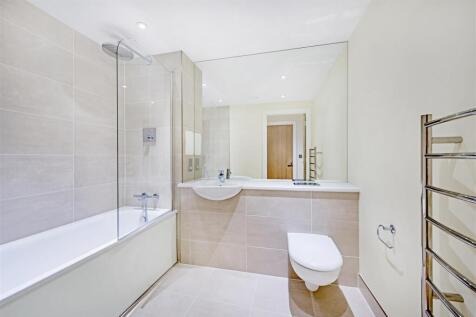 Bathroom.jpg