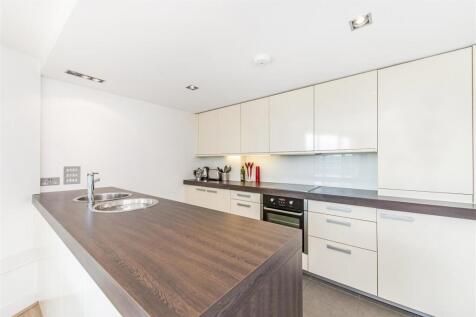 Kitchen 2.jpg