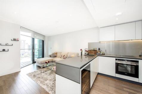 Living Area/ Dining
