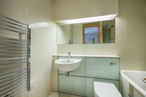 Bathroom.jpg