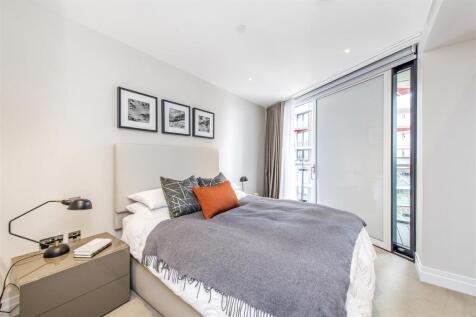 Bedroom 1.jpg
