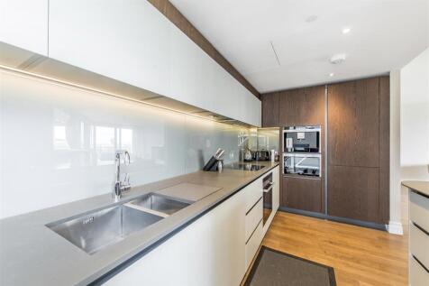 Kitchen 2.jpg
