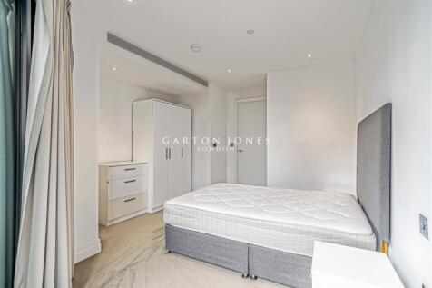 Bedroom (4).jpg