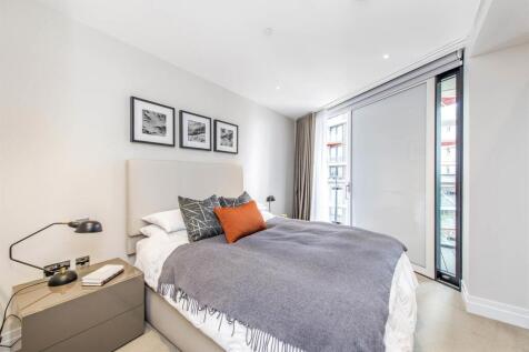 Bedroom 1.jpg