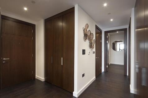 Thornes House - Hall.jpg