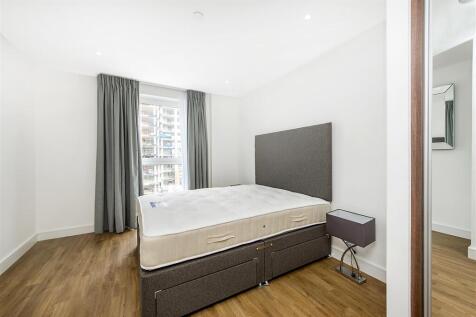 Bedroom 1.jpg
