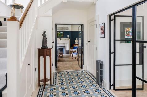 Property Image 11