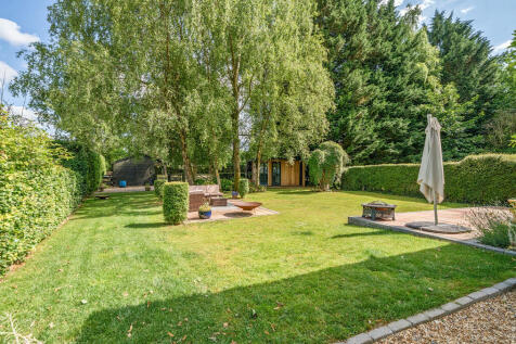 1301681-3-686d3b8...