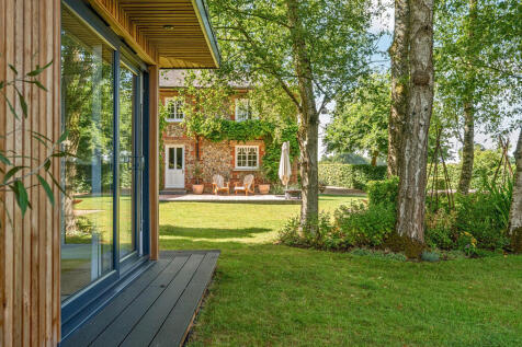 1301681-11-686d3b...