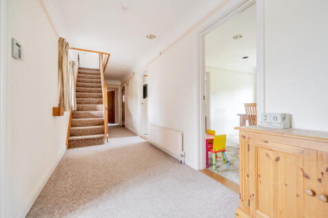 1370701-10-68f605...