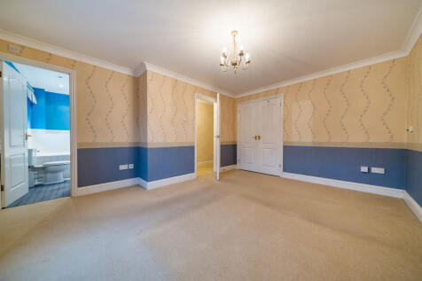 1369726-10-691208...