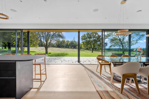 Retractable Windows
