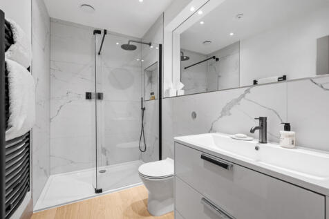 Ensuite Shower Room