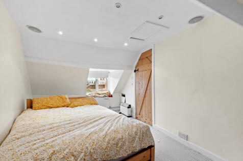 Double Bedroom