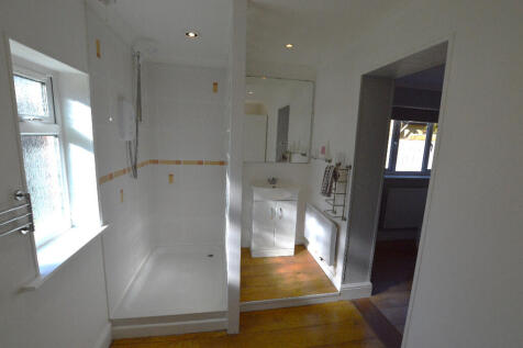 Master En-Suite