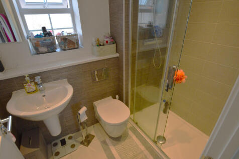 Master En-Suite