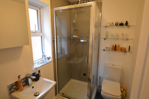 Master En-Suite