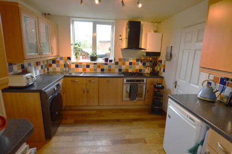 Fitted Kitchen