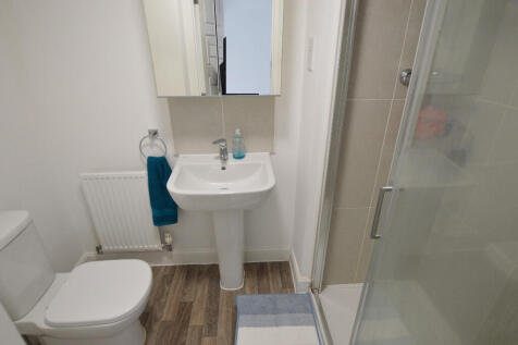 Master En-Suite