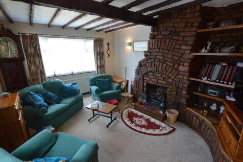 Lounge To Front