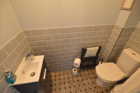Guest Cloakroom