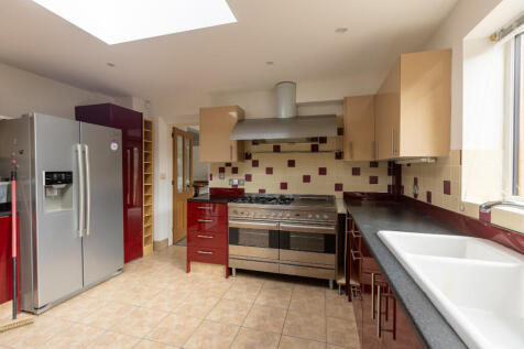 Fitted Kitchen