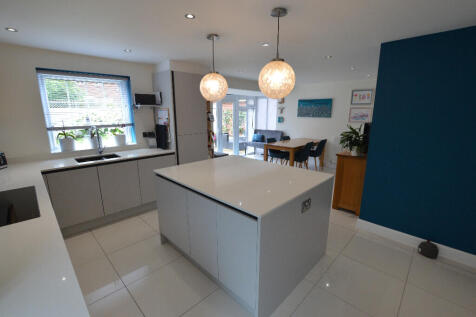 Re-Fitted Kitchen