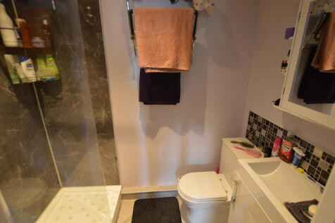 Master En-Suite