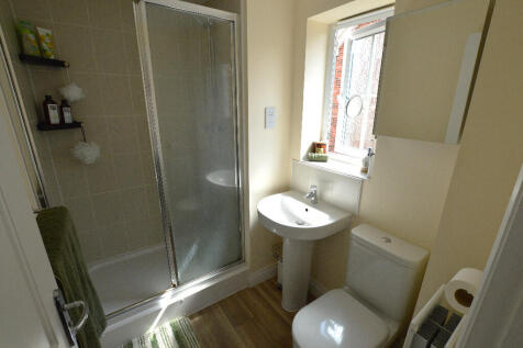 Master En-Suite