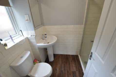 Master En-Suite
