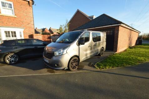 Garage &amp; Driveway