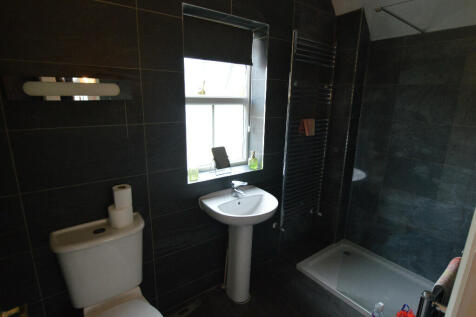 Master En-Suite
