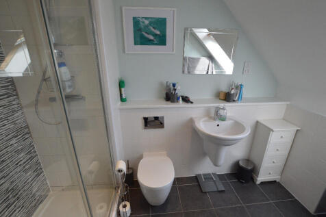 Master En-Suite